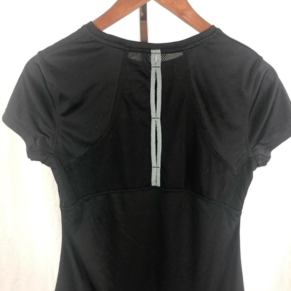 ⭐️ 5/$30 semi-fitted workout tee - Picture 4 of 7